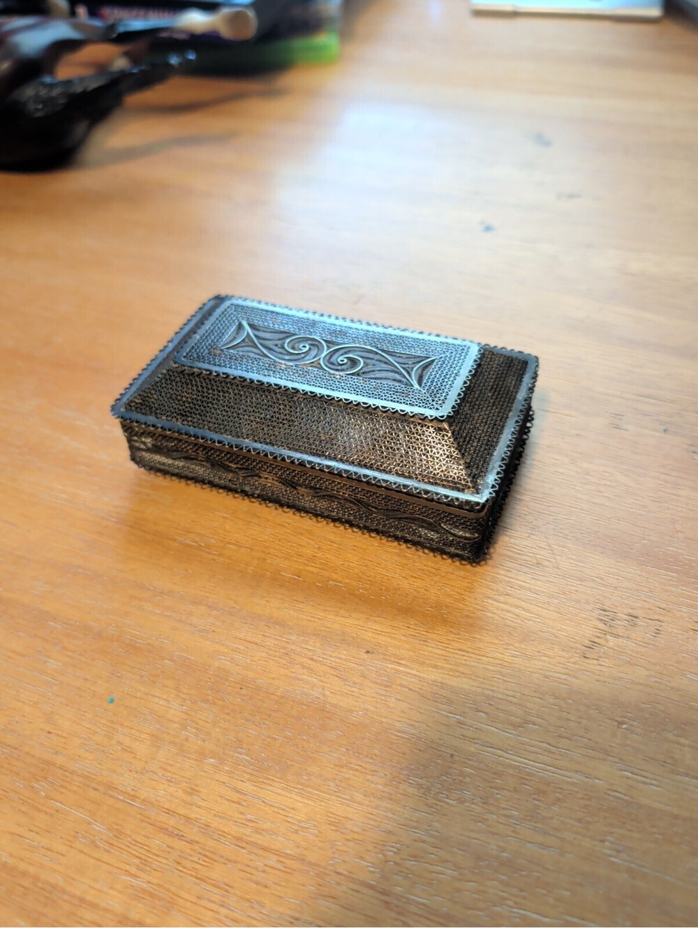 Antique Sterling Silver Filigree Trinket Jewelry Pillbox Vanity Dresser Box Case